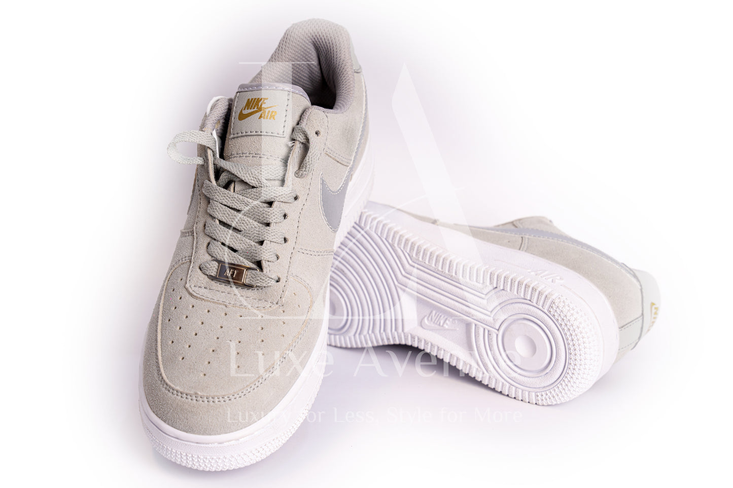 NIKE AIR FORCE 1 '07 LV8 Grey Suede Low